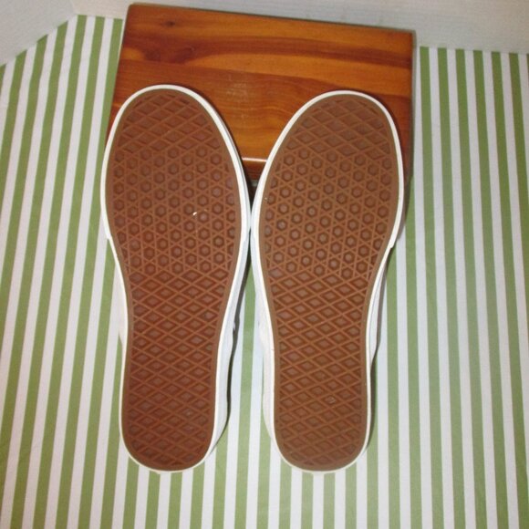 Vans Off the Wall Slip-on Sneakers - Picture 7 of 14